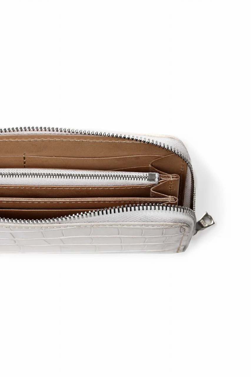 ISAMU KATAYAMA BACKLASH CROCODILE ROUND FASTNER WALLET (HIMALAYAS) - Image 8