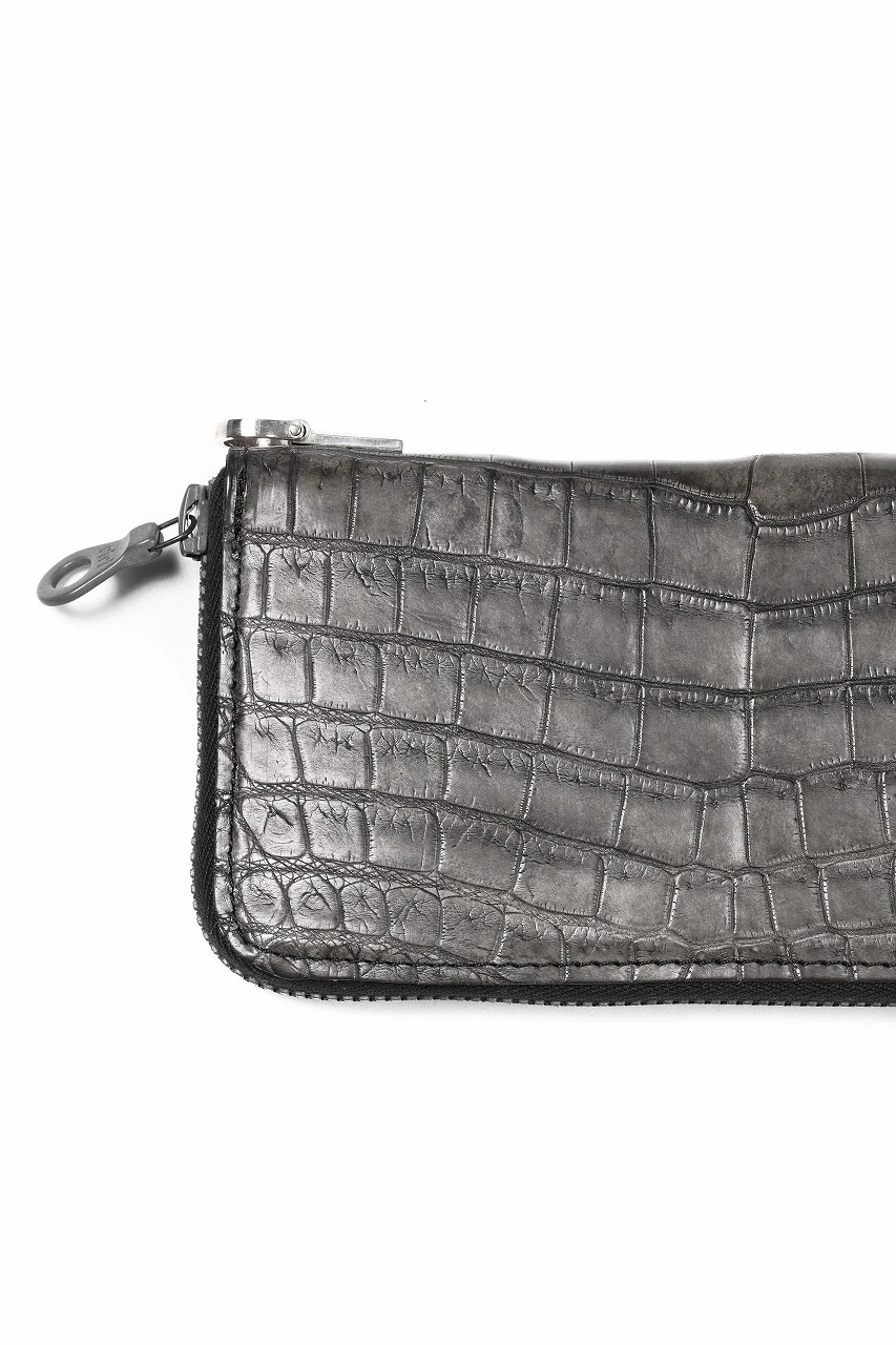 ISAMU KATAYAMA BACKLASH CROCODILE ROUND FASTNER WALLET / INK DYED (SUMI) - Image 10