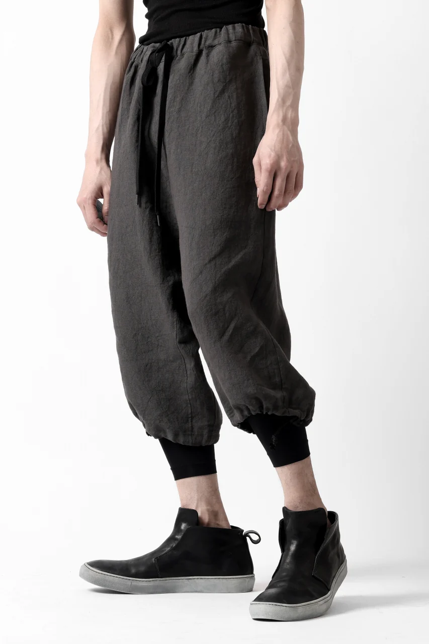 ISAMU KATAYAMA BACKLASH EASY SHORTS / SOFT LINEN (CHARCOAL BLACK) - Image 12