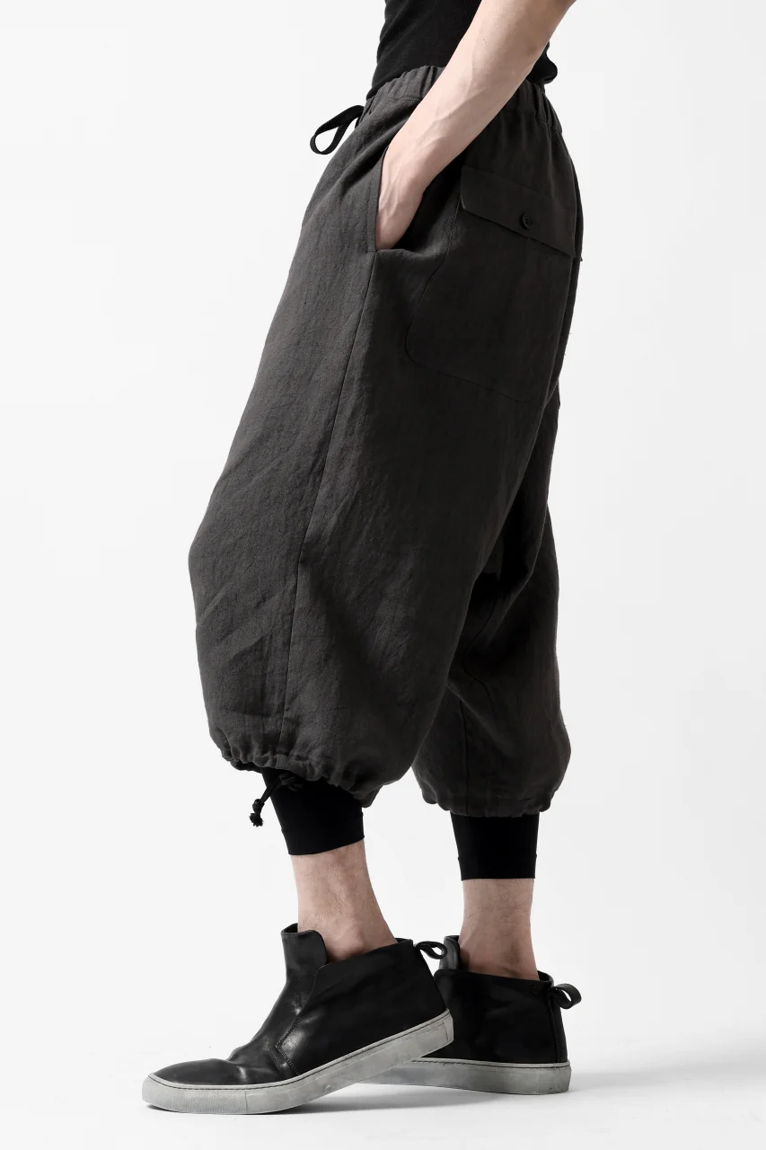 ISAMU KATAYAMA BACKLASH EASY SHORTS / SOFT LINEN (CHARCOAL BLACK) - Image 14