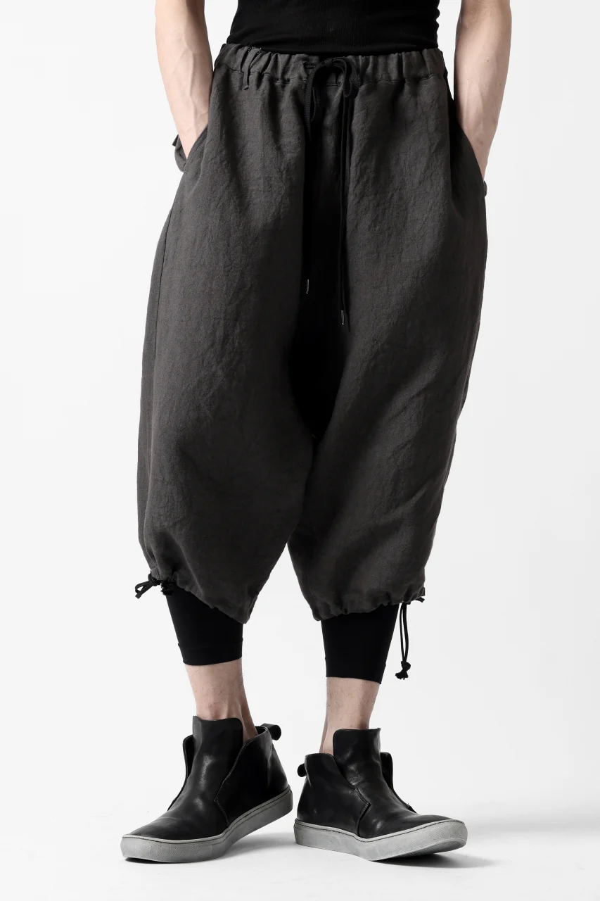 ISAMU KATAYAMA BACKLASH EASY SHORTS / SOFT LINEN (CHARCOAL BLACK) - Image 16