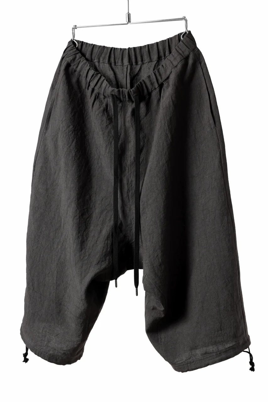 ISAMU KATAYAMA BACKLASH EASY SHORTS / SOFT LINEN (CHARCOAL BLACK) - Image 17