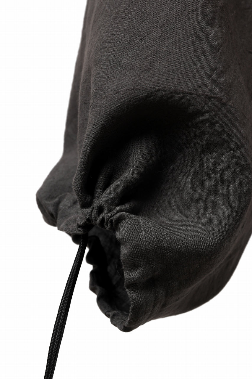 ISAMU KATAYAMA BACKLASH EASY SHORTS / SOFT LINEN (CHARCOAL BLACK) - Image 28