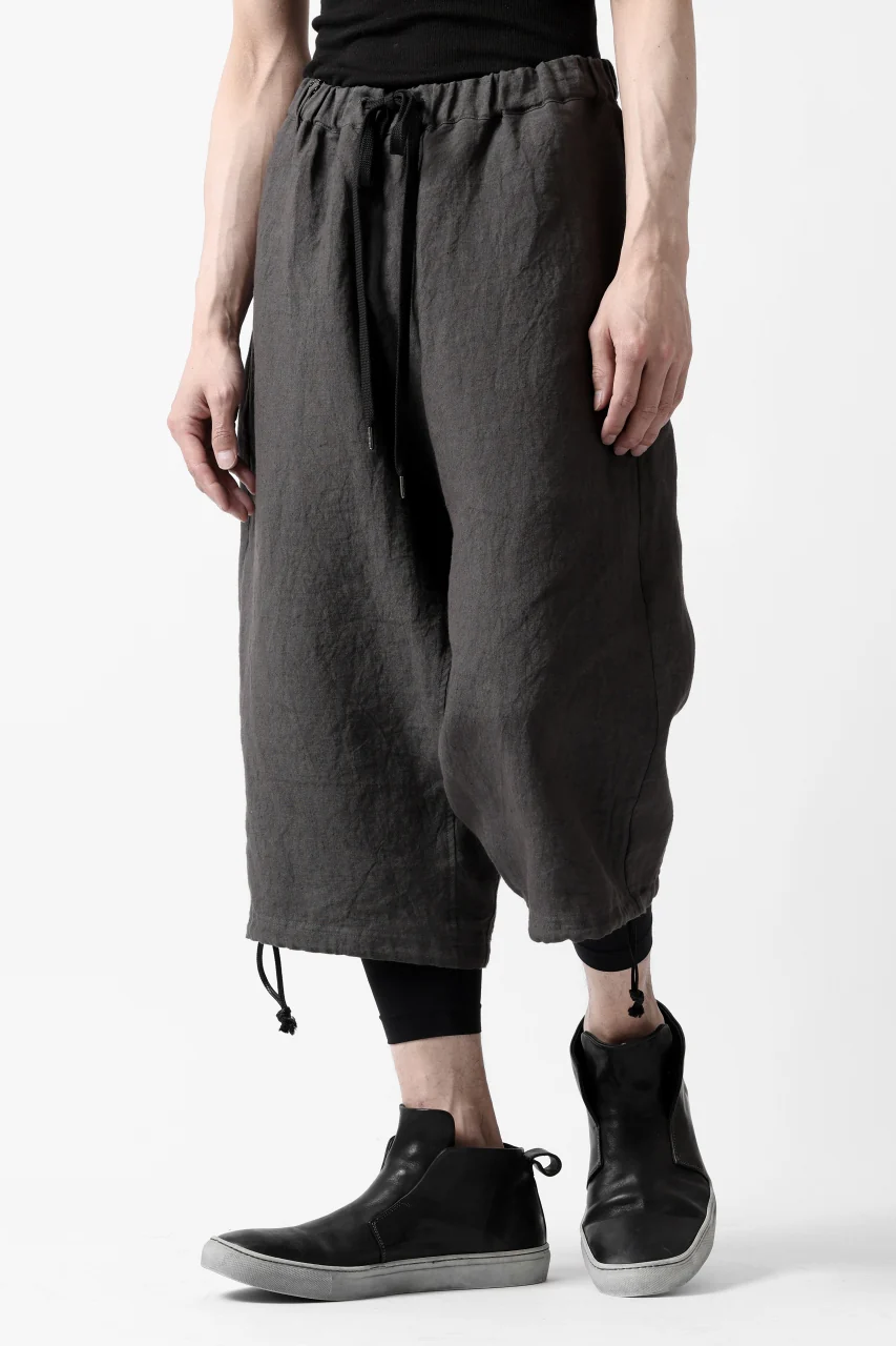 ISAMU KATAYAMA BACKLASH EASY SHORTS / SOFT LINEN (CHARCOAL BLACK) - Image 3