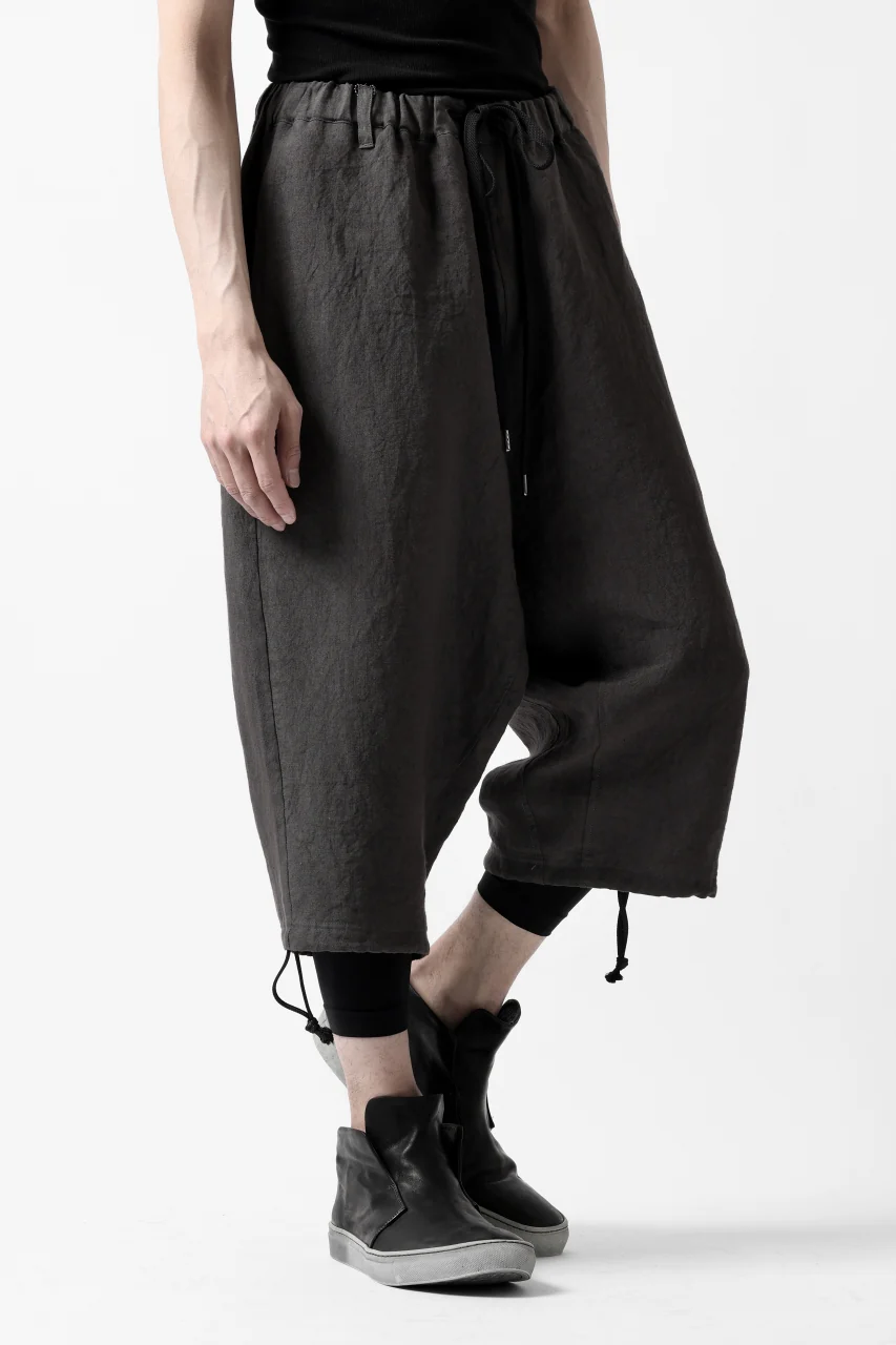ISAMU KATAYAMA BACKLASH EASY SHORTS / SOFT LINEN (CHARCOAL BLACK) - Image 7
