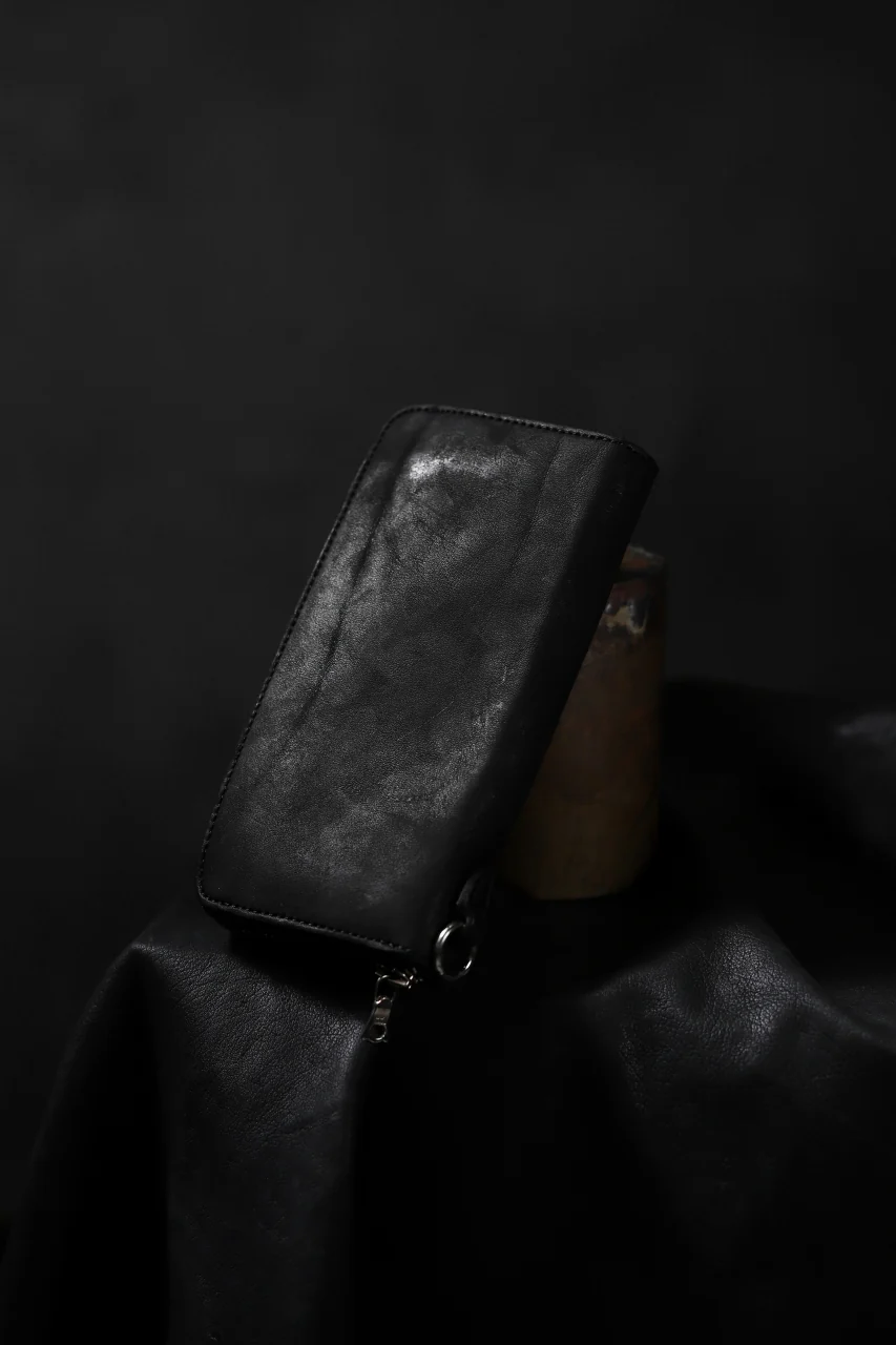ISAMU KATAYAMA BACKLASH exclusive ROUND FASTNER WALLET / DOUBLE-SHOULDER OBJECT DYED (BLACK) - Image 34
