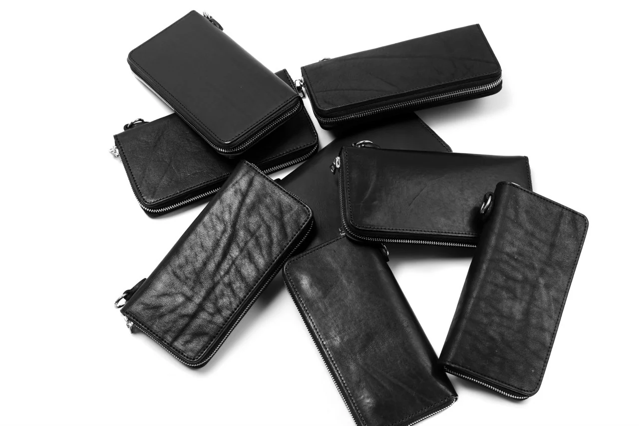 ISAMU KATAYAMA BACKLASH exclusive ROUND FASTNER WALLET / DOUBLE-SHOULDER OBJECT DYED (BLACK) - Image 47