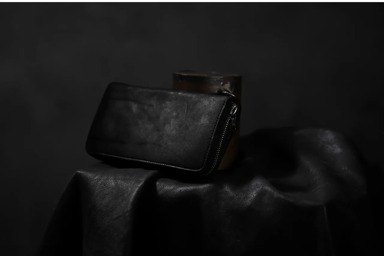 ISAMU KATAYAMA BACKLASH exclusive ROUND FASTNER WALLET / DOUBLE-SHOULDER OBJECT DYED (BLACK) - Image 55