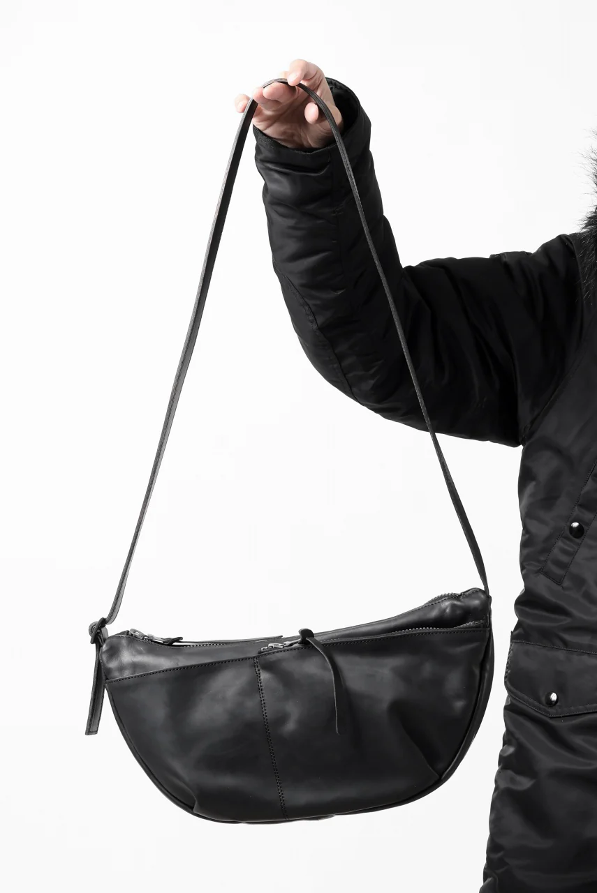 ISAMU KATAYAMA BACKLASH exclusive UTILITY BAG / GUIDI OILED CALF (BLACK) - Image 22