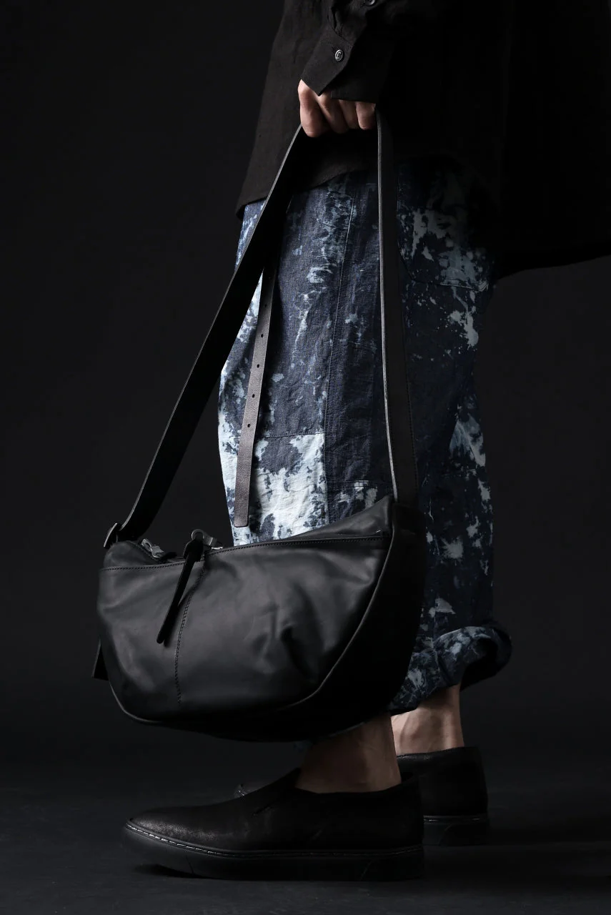 ISAMU KATAYAMA BACKLASH exclusive UTILITY BAG / GUIDI OILED CALF (BLACK) - Image 45