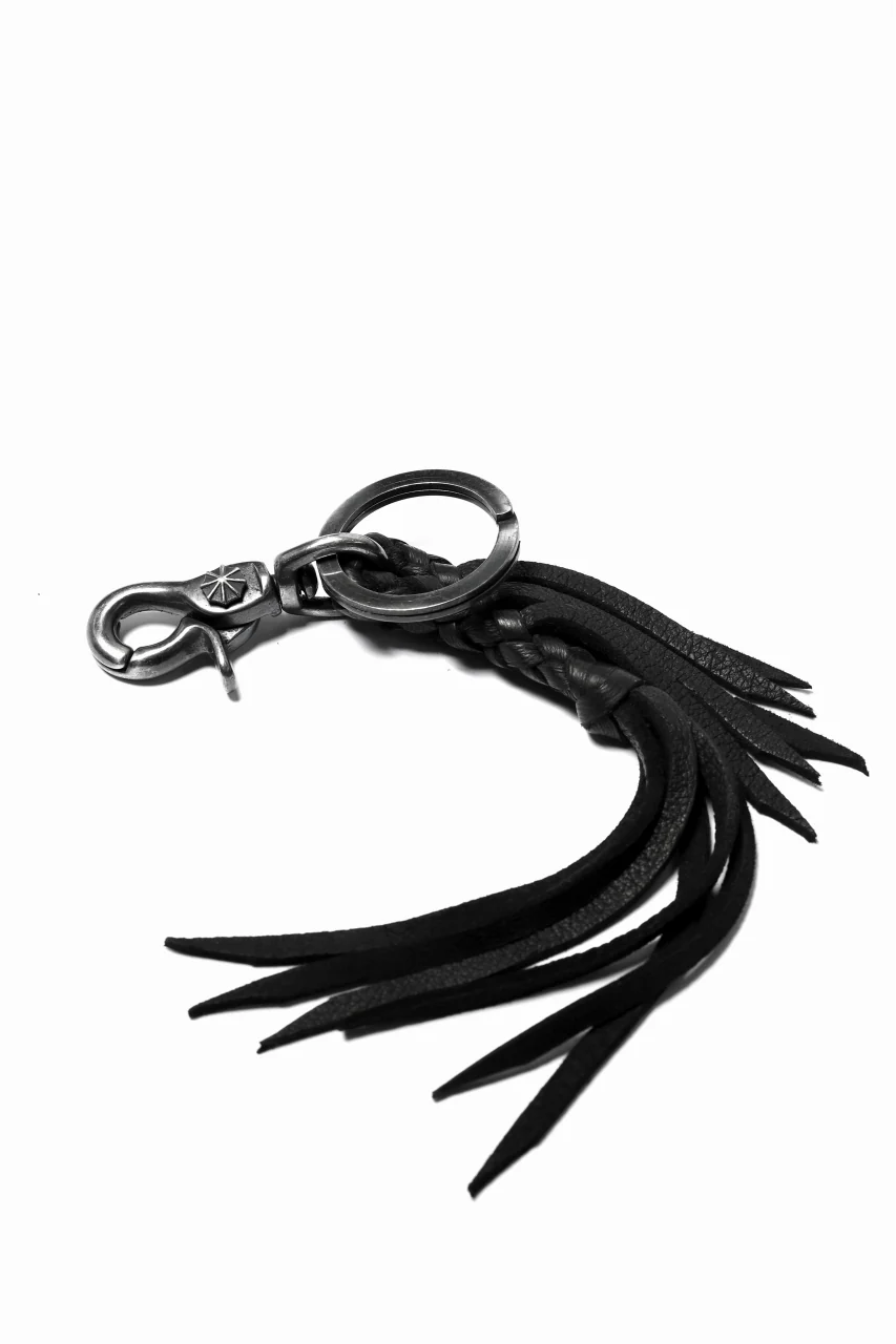 ISAMU KATAYAMA BACKLASH FRINGE KEY HOLDER / DEERSKIN (BLACK) - Image 2