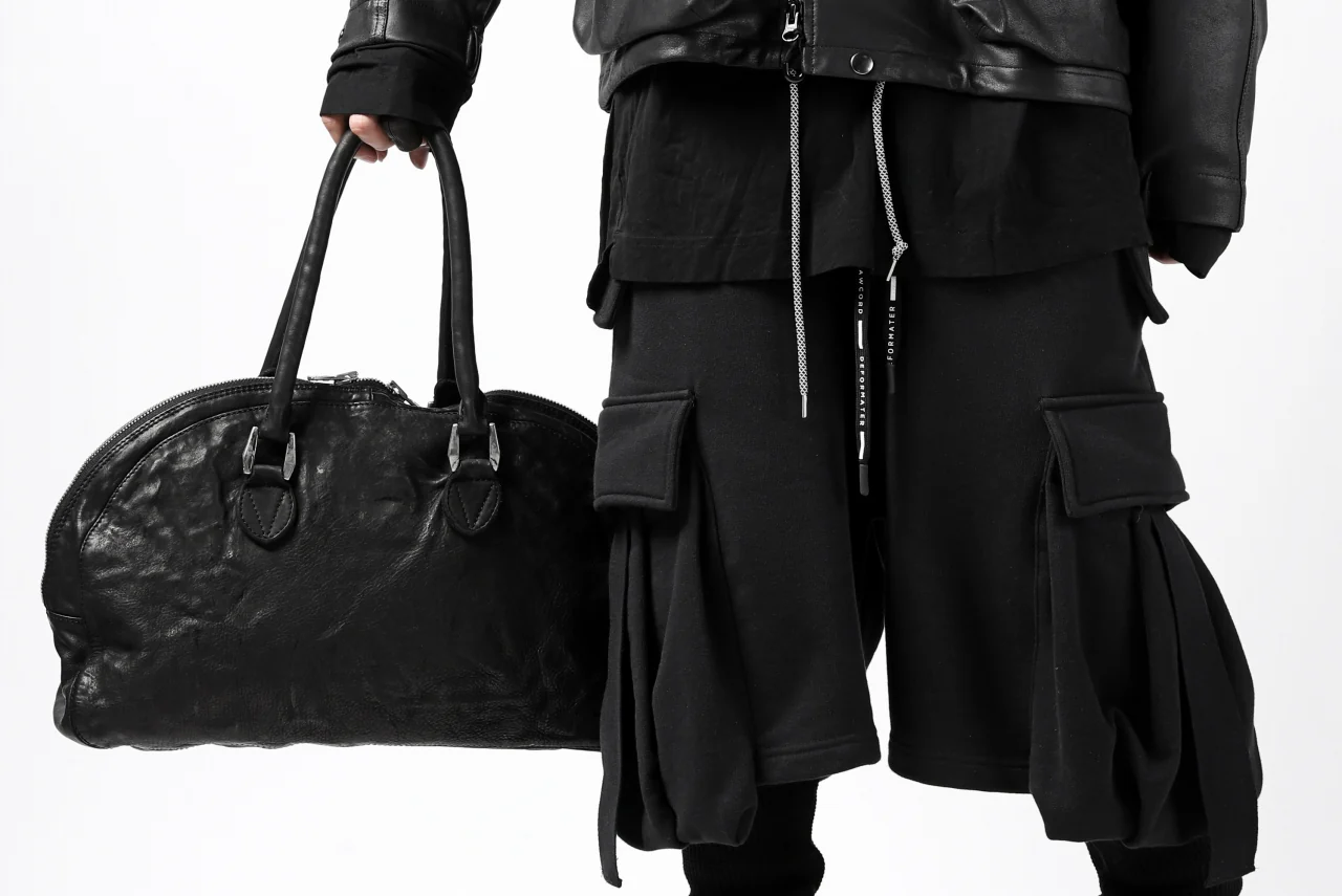 ISAMU KATAYAMA BACKLASH GYM BAG / Italy Shoulder + Steer OBJECT DYED (BLACK) - Image 41