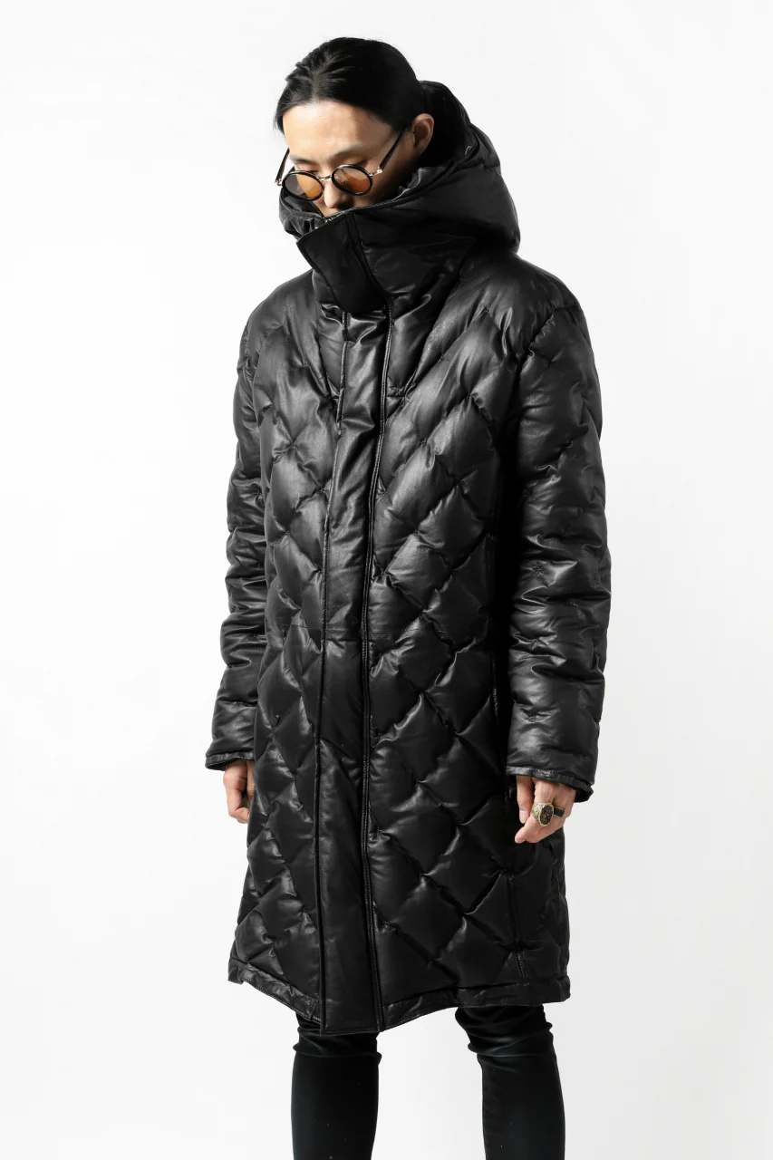 ISAMU KATAYAMA BACKLASH HOODED DAWN COAT / [KANGAROO LEATHER / POLAND WHITE GOOSE] (BLACK) - Image 5