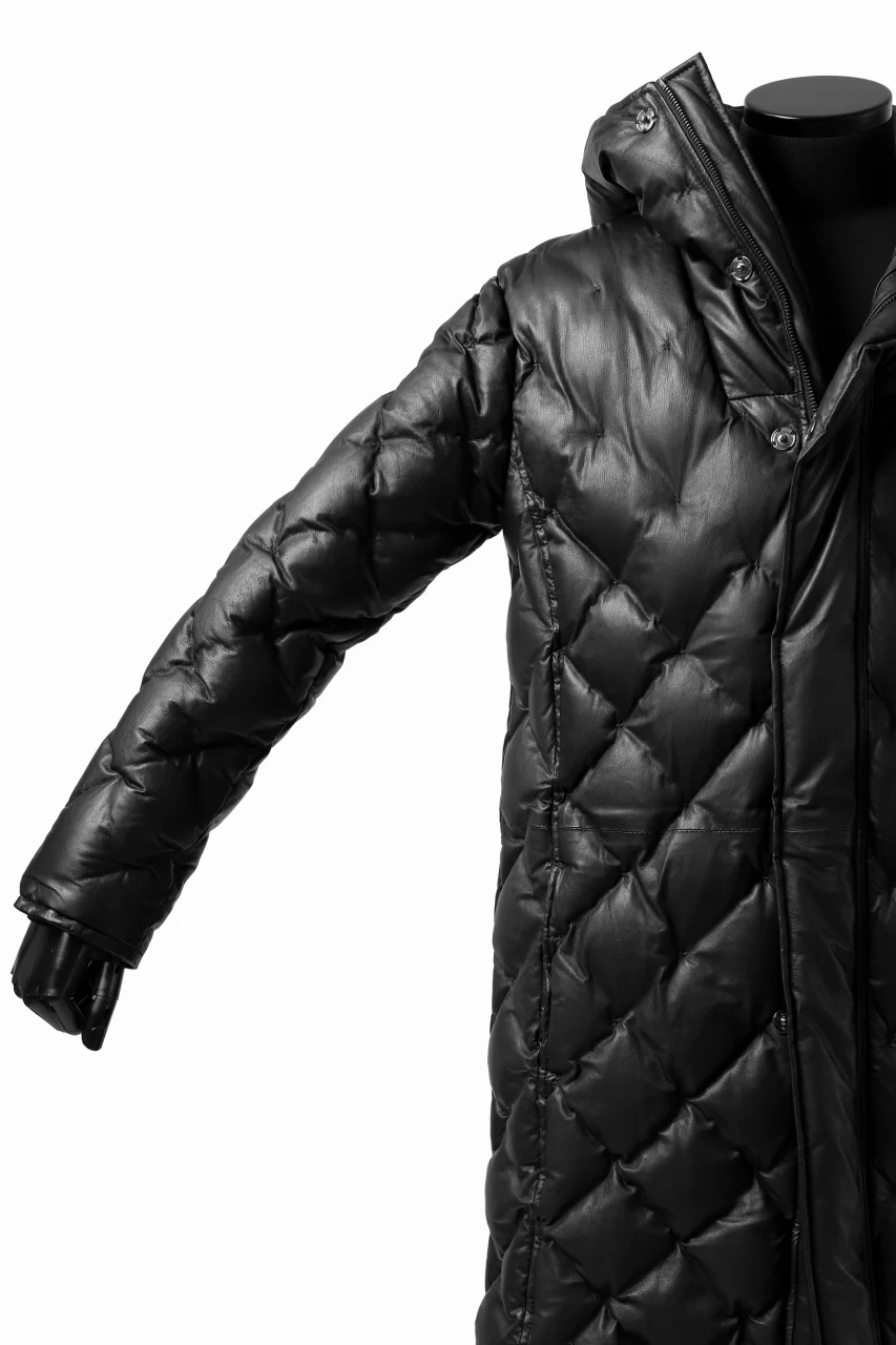 ISAMU KATAYAMA BACKLASH HOODED DOWN COAT / KANGAROO + POLISH WHITE GOOSE (BLACK) - Image 22