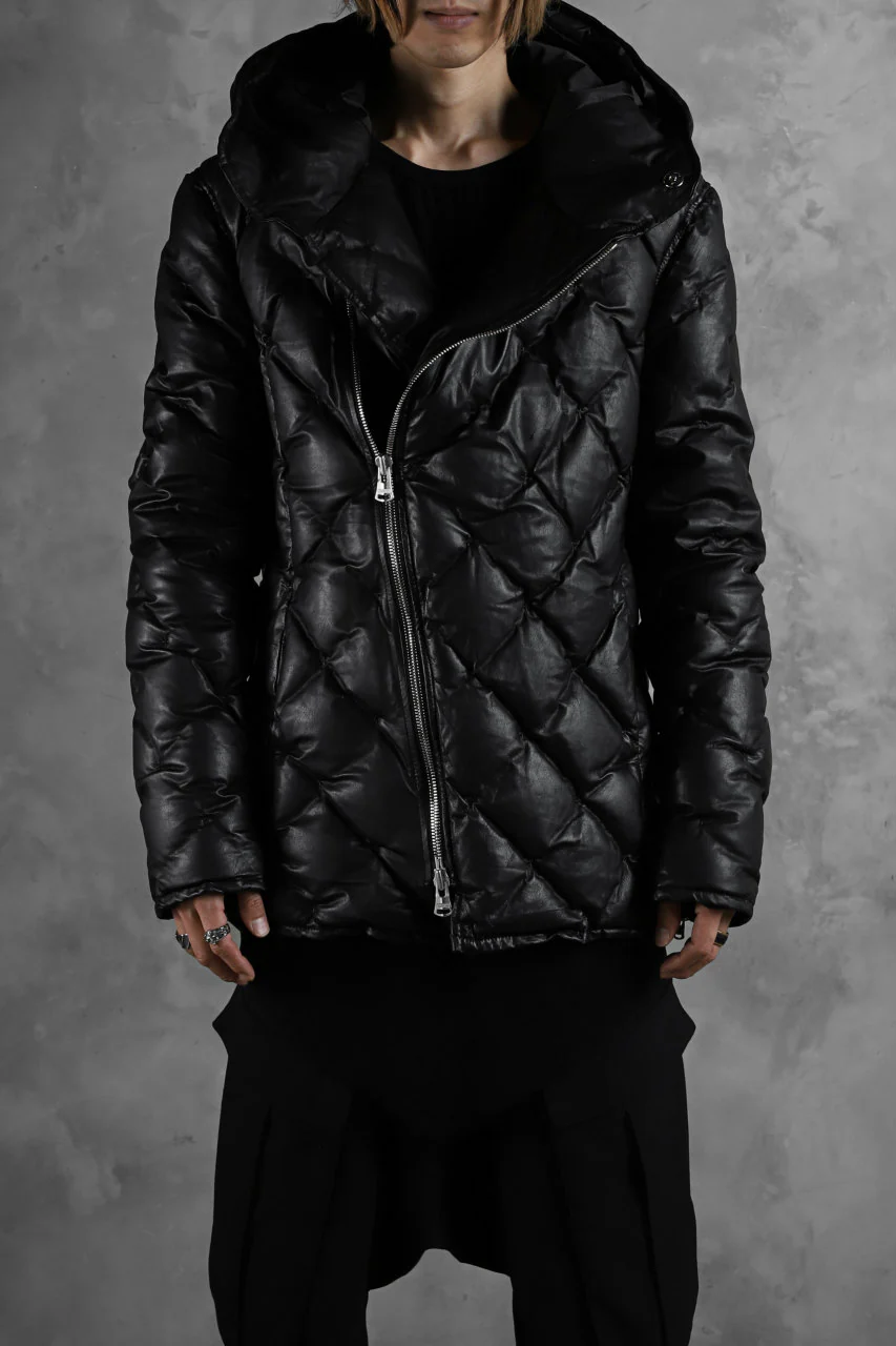 ISAMU KATAYAMA BACKLASH HOODED DOWN JACKET / KANGAROO + POLISH WHITE GOOSE (BLACK) - Image 4