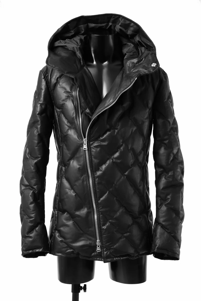 ISAMU KATAYAMA BACKLASH HOODED DOWN JACKET / LUXURY STEER + POLISH WHITE GOOSE (BLACK)