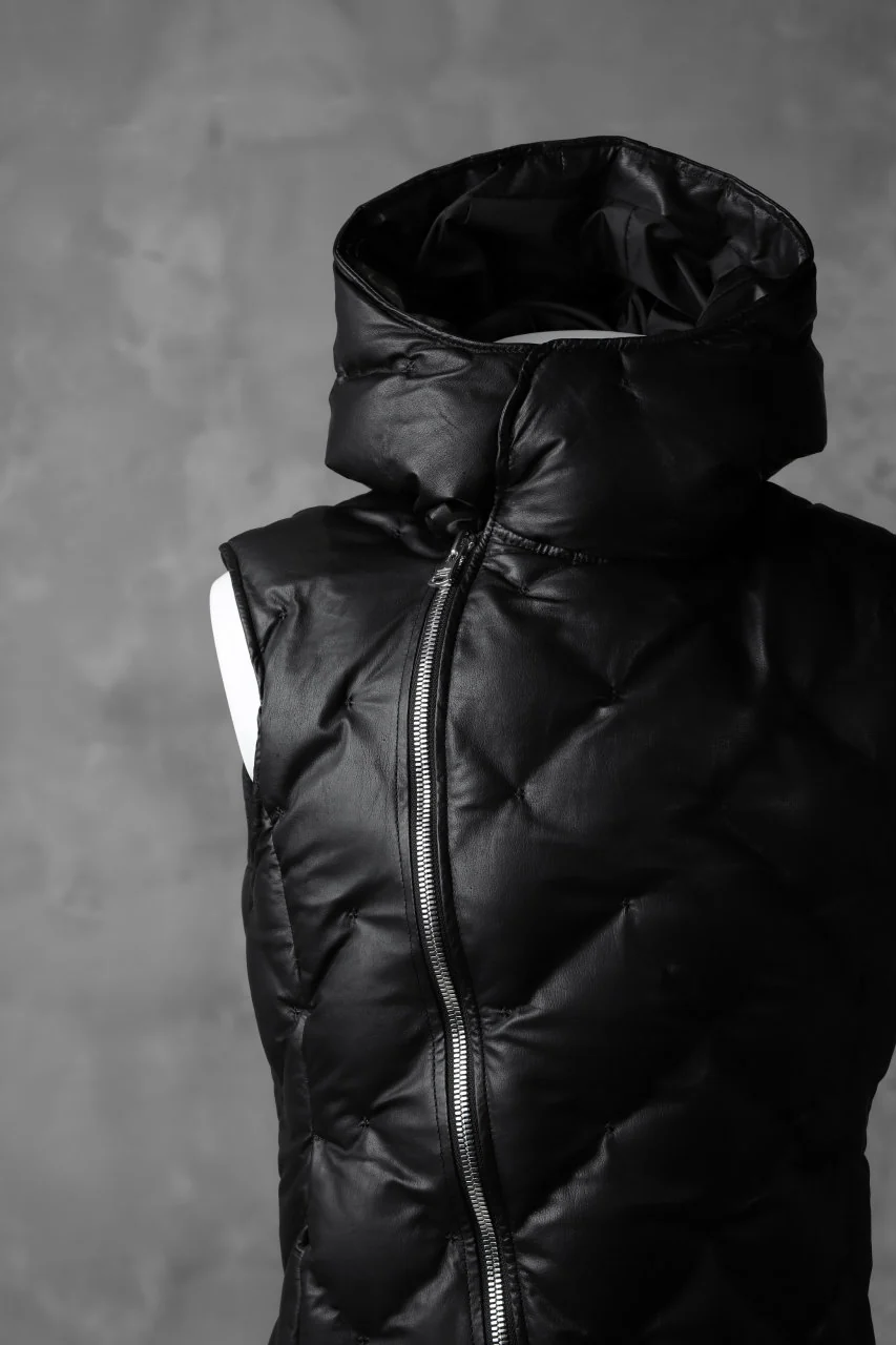 ISAMU KATAYAMA BACKLASH exclusive HOODED DOWN VEST /［KANGAROO LEATHER / POLAND WHITE GOOSE] (BLACK) - Image 5