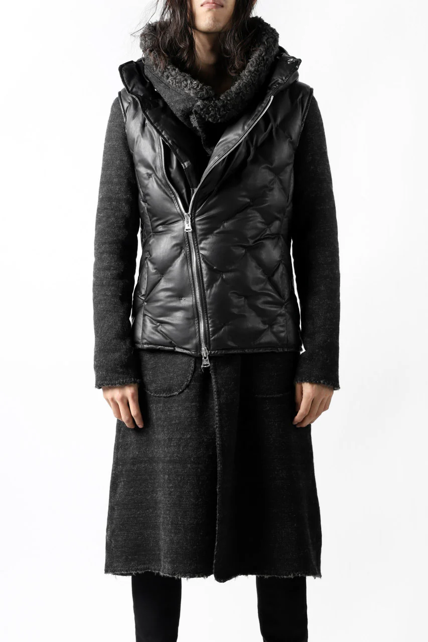 ISAMU KATAYAMA BACKLASH exclusive HOODED DOWN VEST /［KANGAROO LEATHER / POLAND WHITE GOOSE] (BLACK) - Image 7