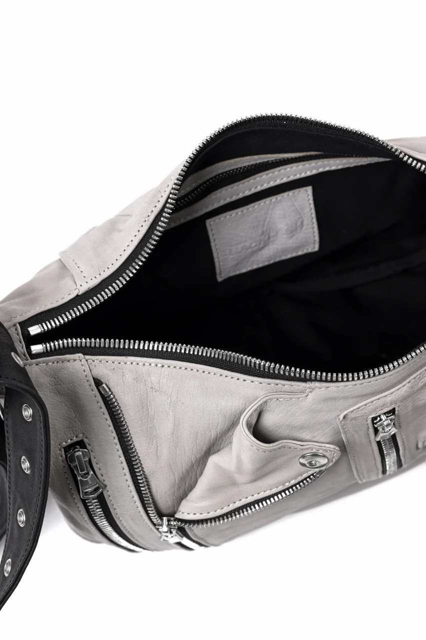 ISAMU KATAYAMA BACKLASH JAPAN CALF GARMENT-WASH RIDERS SHOULDER BAG (WHITE) - Image 13
