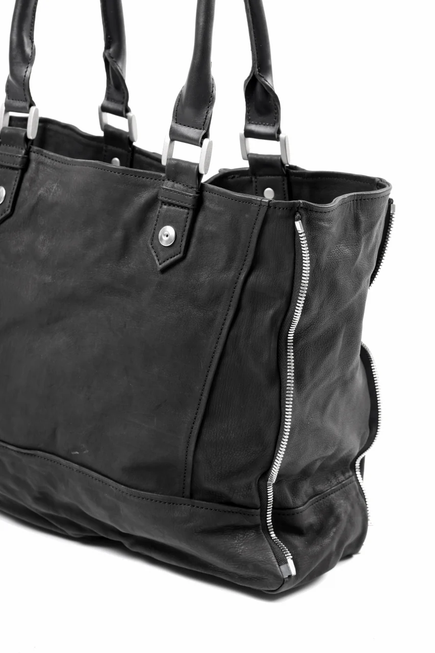 ISAMU KATAYAMA BACKLASH JAPAN CALF GARMENT-WASH RIDERS TOTE BAG (BLACK) - Image 10