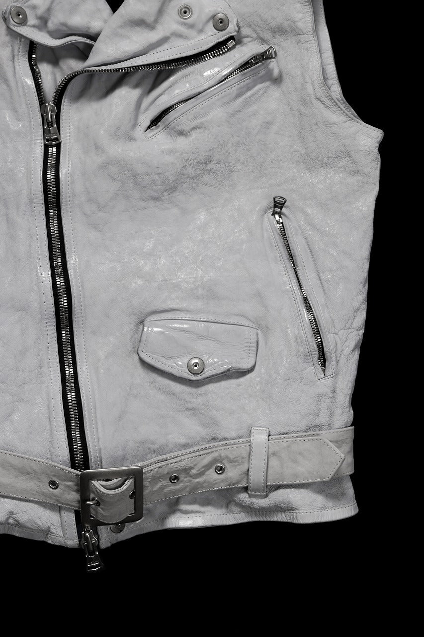 ISAMU KATAYAMA BACKLASH JP-CALF NATURAL DYED GARMENT-WASH DOUBLE RIDERS VEST (WHITE) - Image 6