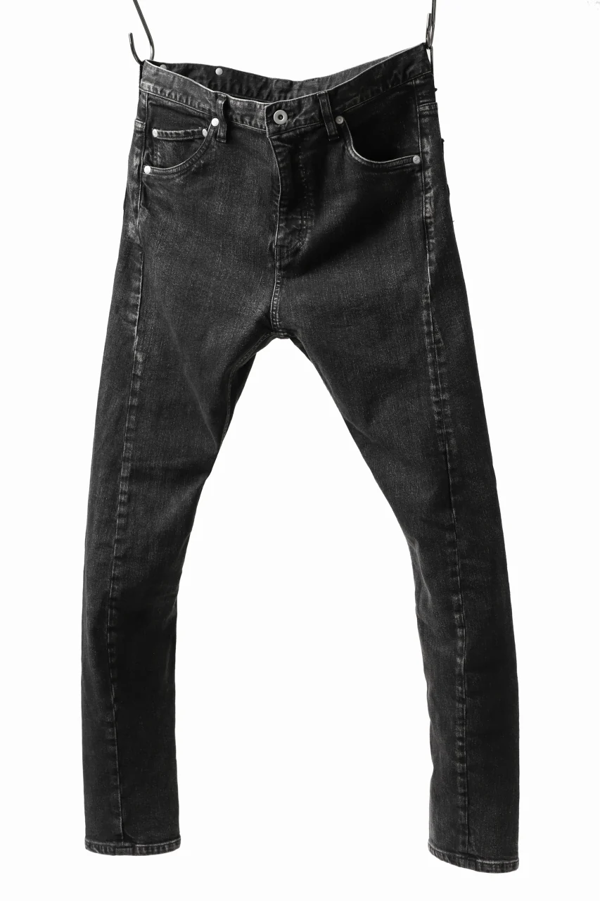 ISAMU KATAYAMA BACKLASH L/C SLIM DENIM PANTS / SPLASH DYED (BLACK) - Image 2