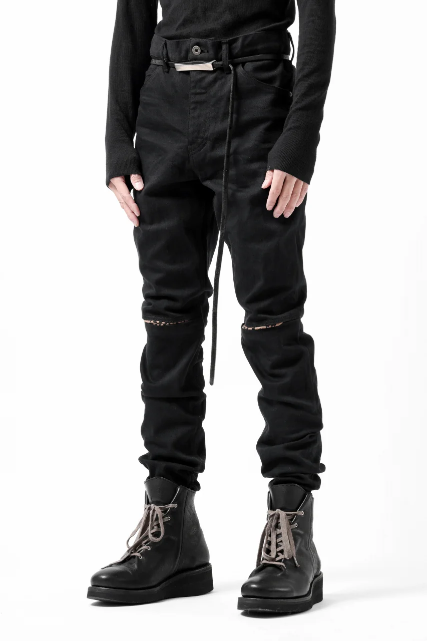 ISAMU KATAYAMA BACKLASH LEOPARD LEATHER KNEE PADS SLIM PANTS / "京都紋付 - 漆黒染" 13oz STRETCH DENIM (BLACK) - Image 17