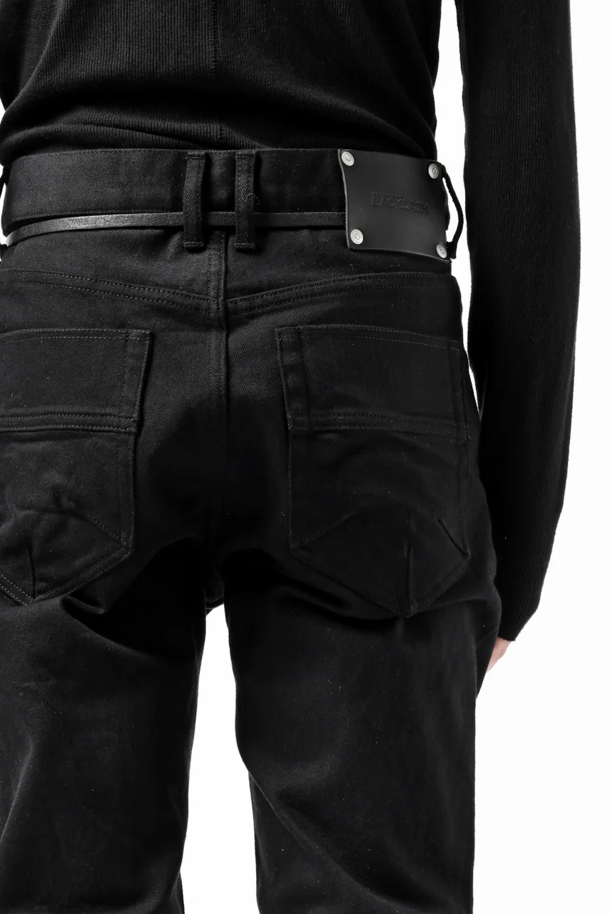 ISAMU KATAYAMA BACKLASH LEOPARD LEATHER KNEE PADS SLIM PANTS / "京都紋付 - 漆黒染" 13oz STRETCH DENIM (BLACK) - Image 35
