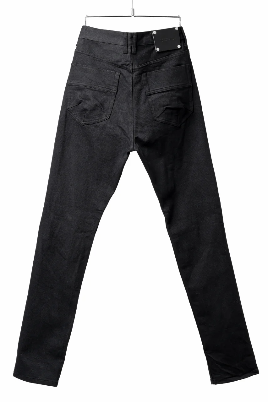 ISAMU KATAYAMA BACKLASH LEOPARD LEATHER KNEE PADS SLIM PANTS / "京都紋付 - 漆黒染" 13oz STRETCH DENIM (BLACK) - Image 4