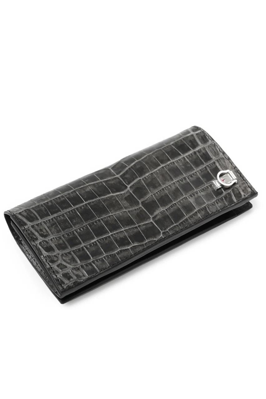 ISAMU KATAYAMA BACKLASH LONG FOLD WALLET / CROCODILE INK DYED (GREY) - Image 2