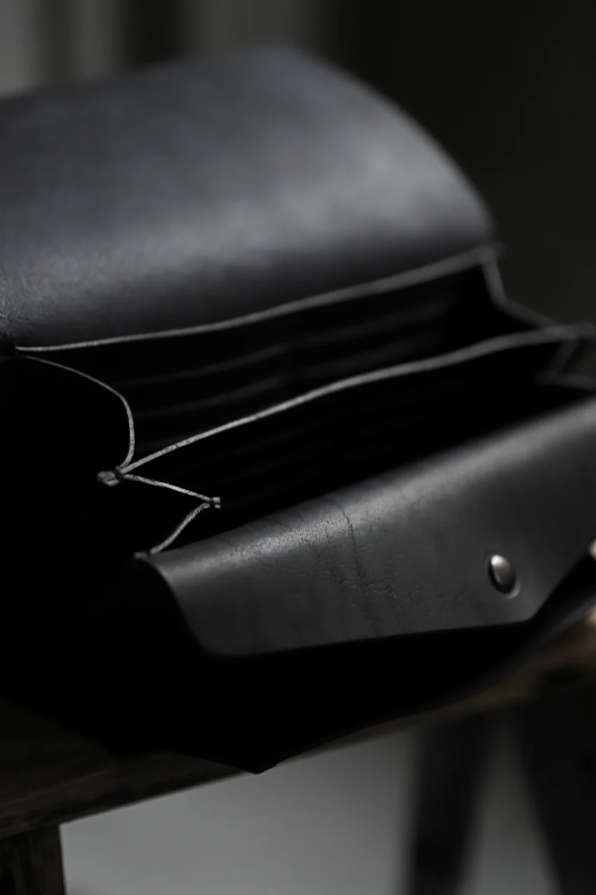 ISAMU KATAYAMA BACKLASH LONG FOLD WALLET / GUIDI OILED CALF (BLACK) - Image 26