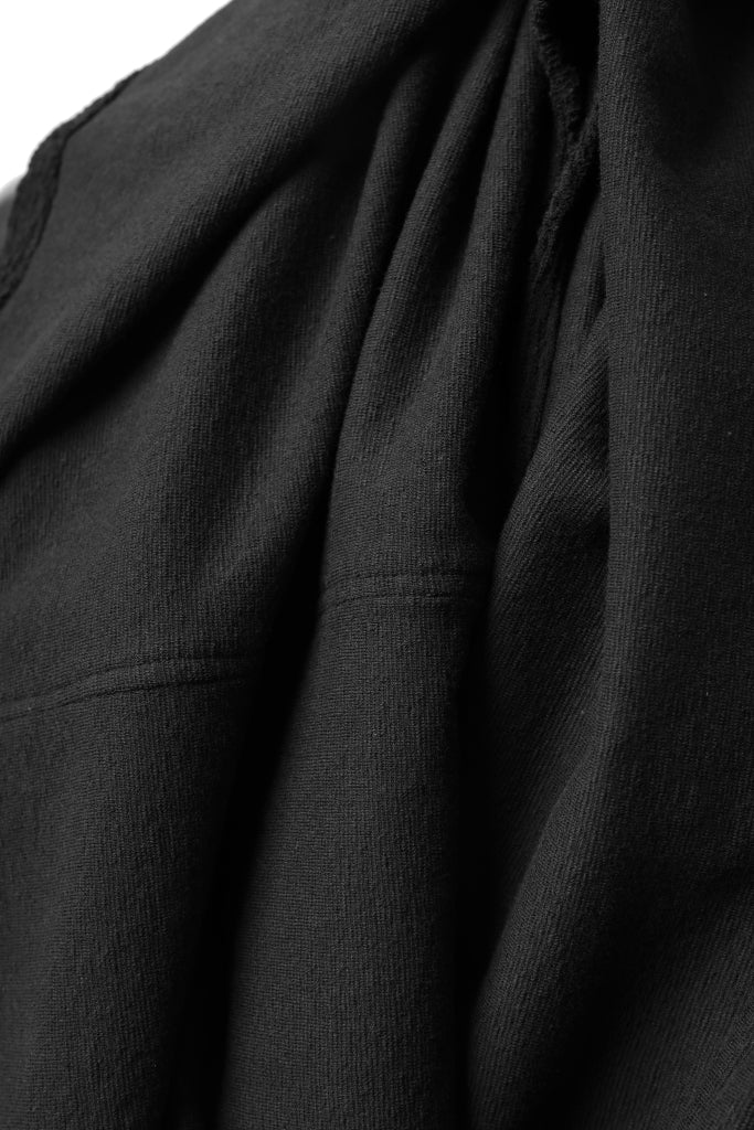 ISAMU KATAYAMA BACKLASH LONG SLEEVE CUT & SEWN / RANDOM PILE FABRIC (BLACK) - Image 13