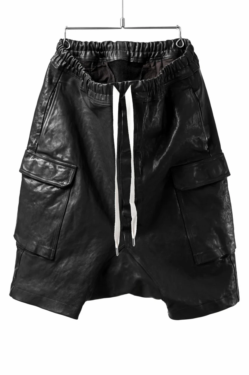 ISAMU KATAYAMA BACKLASH MARYAM LEATHER SARROUEL SHORTS / GARMENT DYED - ITALY KIP (BLACK)