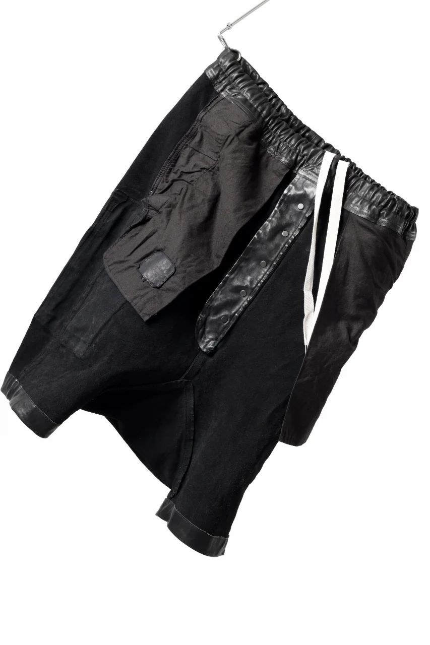 ISAMU KATAYAMA BACKLASH MARYAM LEATHER SARROUEL SHORTS / GARMENT DYED - ITALY KIP (BLACK) - Image 18