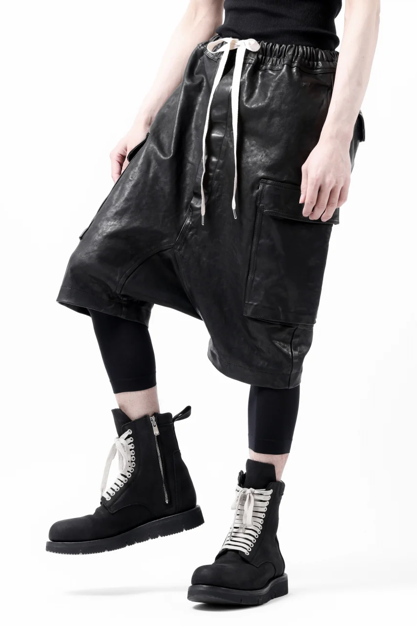 ISAMU KATAYAMA BACKLASH MARYAM LEATHER SARROUEL SHORTS / GARMENT DYED - ITALY KIP (BLACK) - Image 27