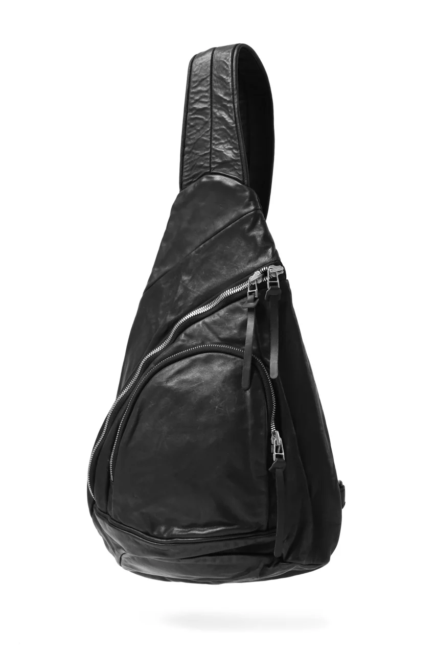 ISAMU KATAYAMA BACKLASH ONE-STRAP BACKPACK / ITALY-SHOULDER OBJECT DYED (BLACK)