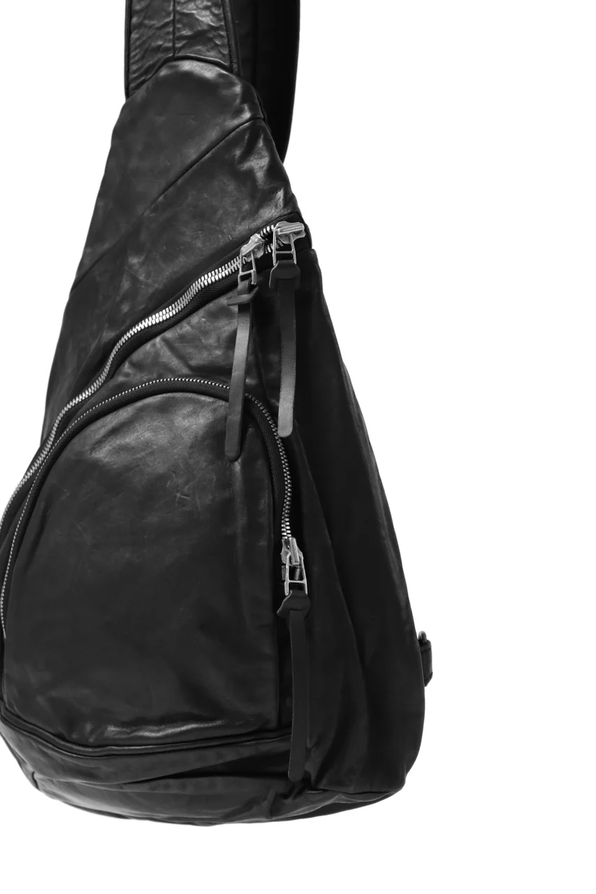 ISAMU KATAYAMA BACKLASH ONE-STRAP BACKPACK / ITALY-SHOULDER OBJECT DYED (BLACK) - Image 15