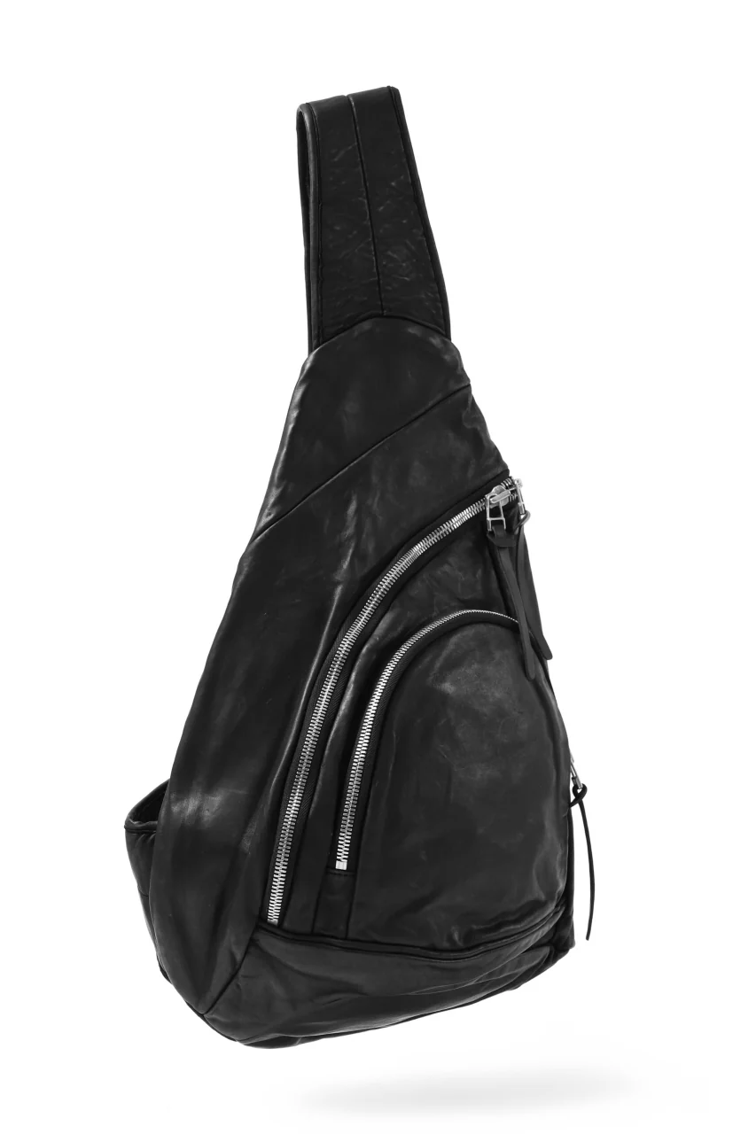ISAMU KATAYAMA BACKLASH ONE-STRAP BACKPACK / ITALY-SHOULDER OBJECT DYED (BLACK) - Image 3