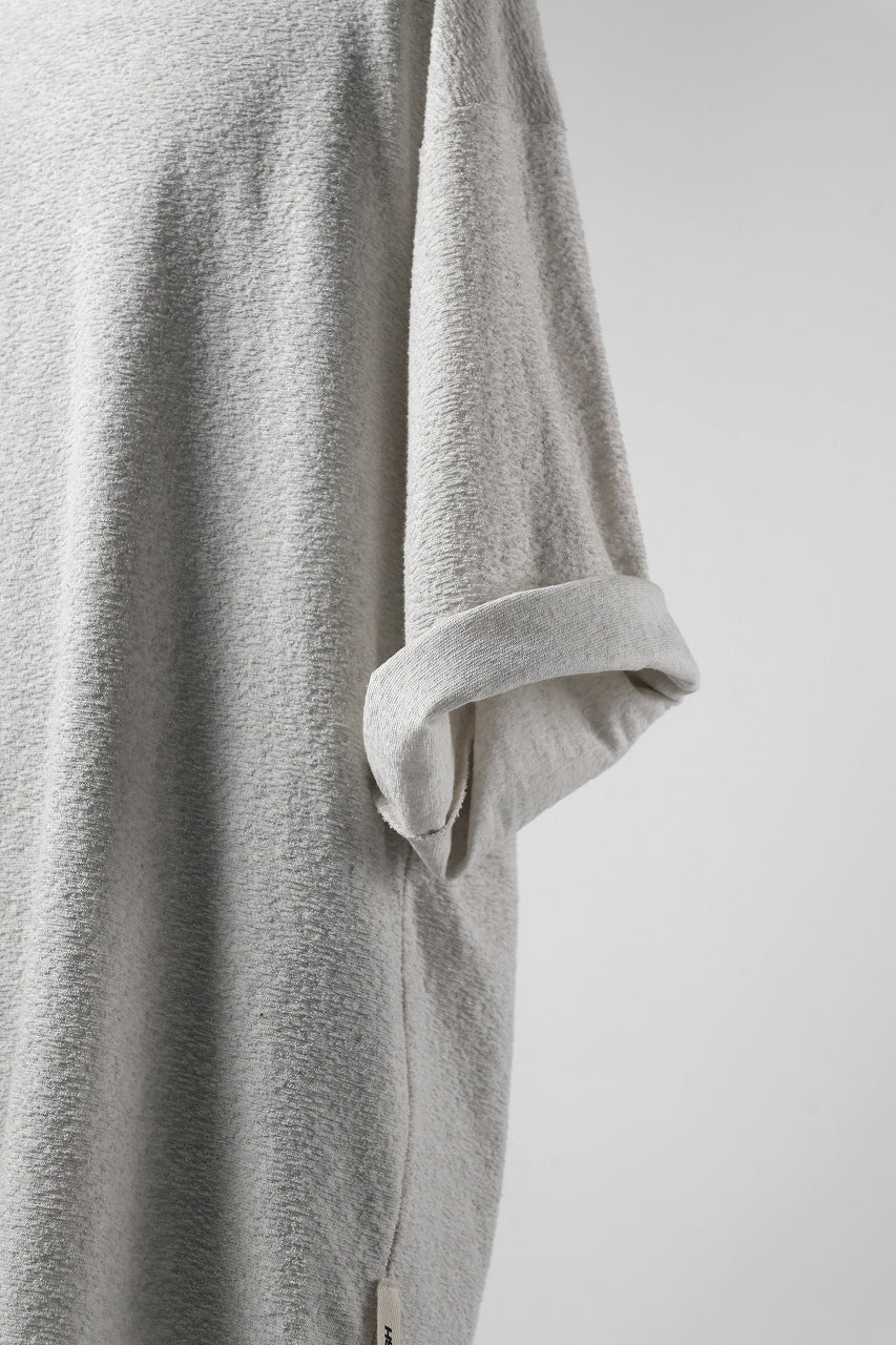 ISAMU KATAYAMA BACKLASH OVER FIT CUT & SEWN / RANDOM PILE FABRIC (BEIGE) - Image 12