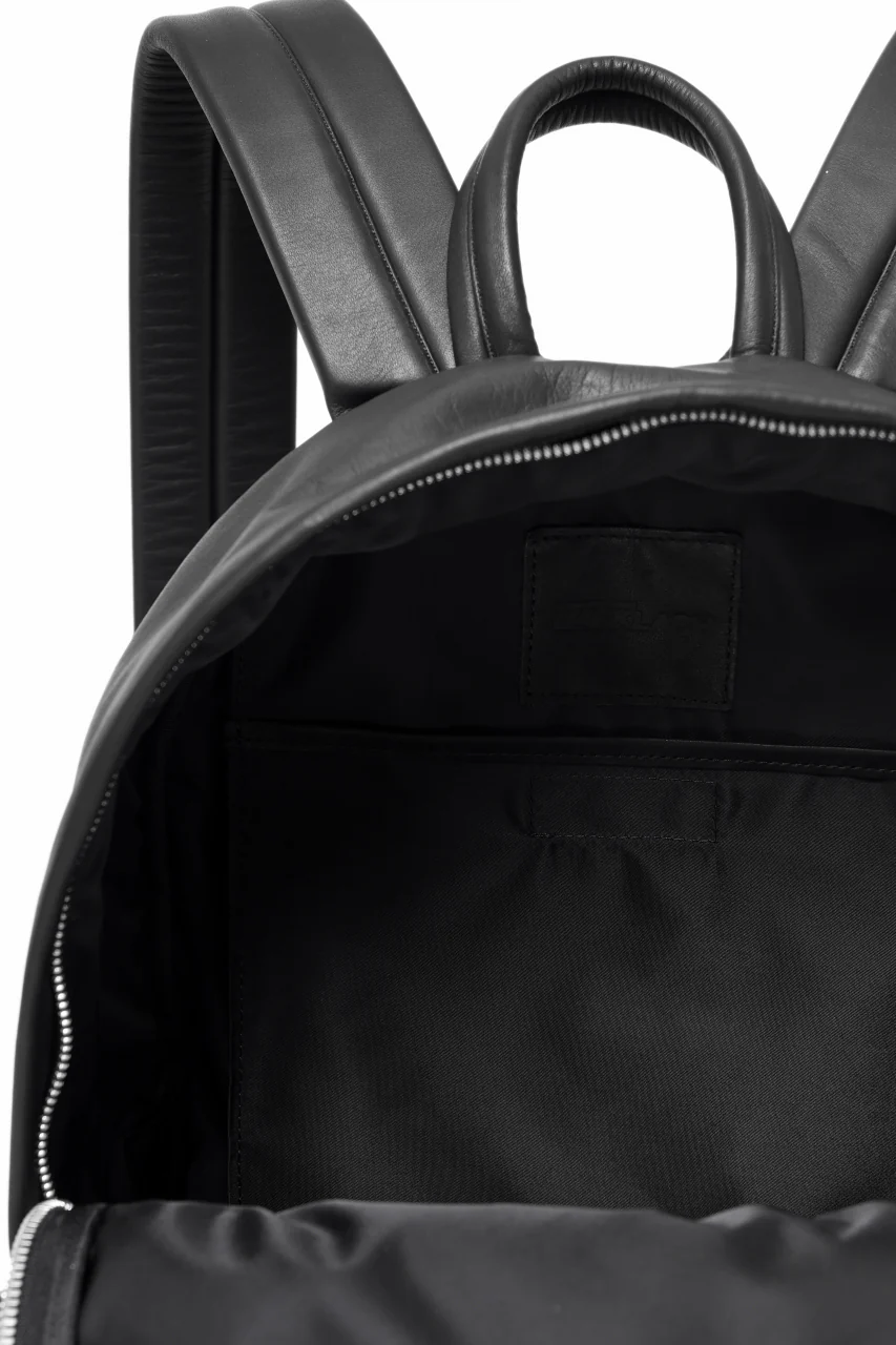 ISAMU KATAYAMA BACKLASH PADDED BACKPACK / MONOCHROME LUXURY STEER (BLACK) - Image 17