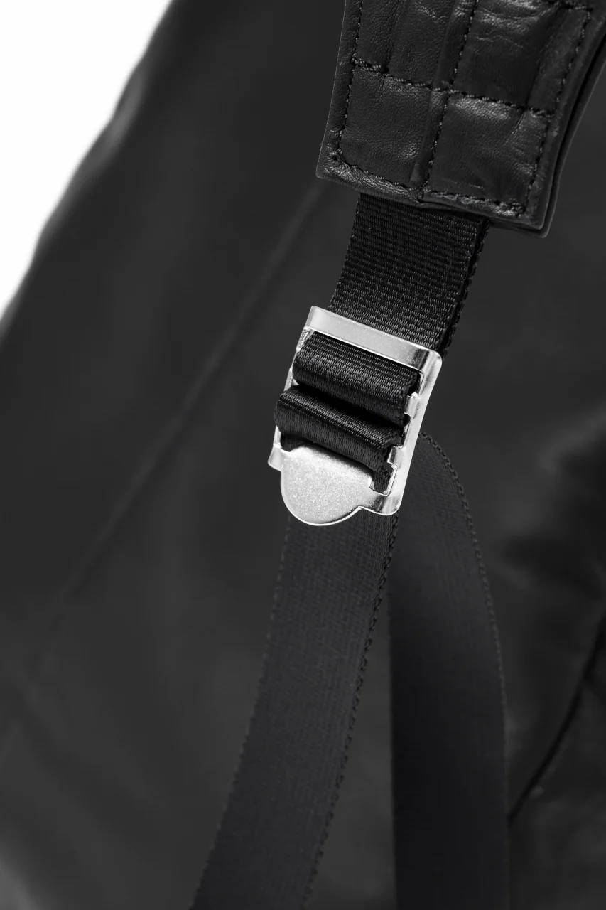 ISAMU KATAYAMA BACKLASH PADDED BACKPACK / MONOCHROME LUXURY STEER (BLACK) - Image 27