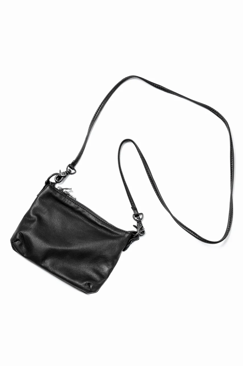 ISAMU KATAYAMA BACKLASH PORTABLE BAG / WASHABLE STEER (BLACK) - Image 3