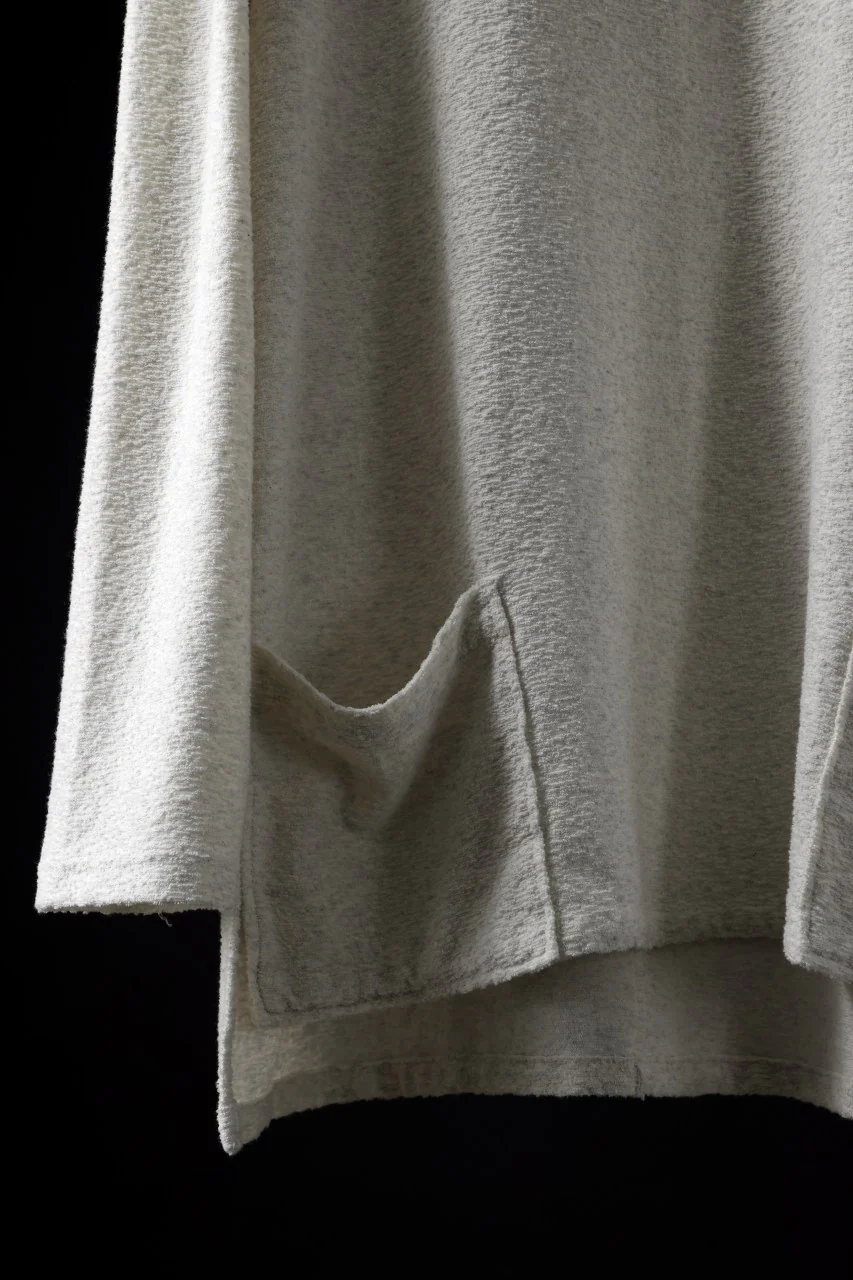 ISAMU KATAYAMA BACKLASH RANDOM PILE FABRIC L/S RELAXY TOPS (BEIGE) - Image 8