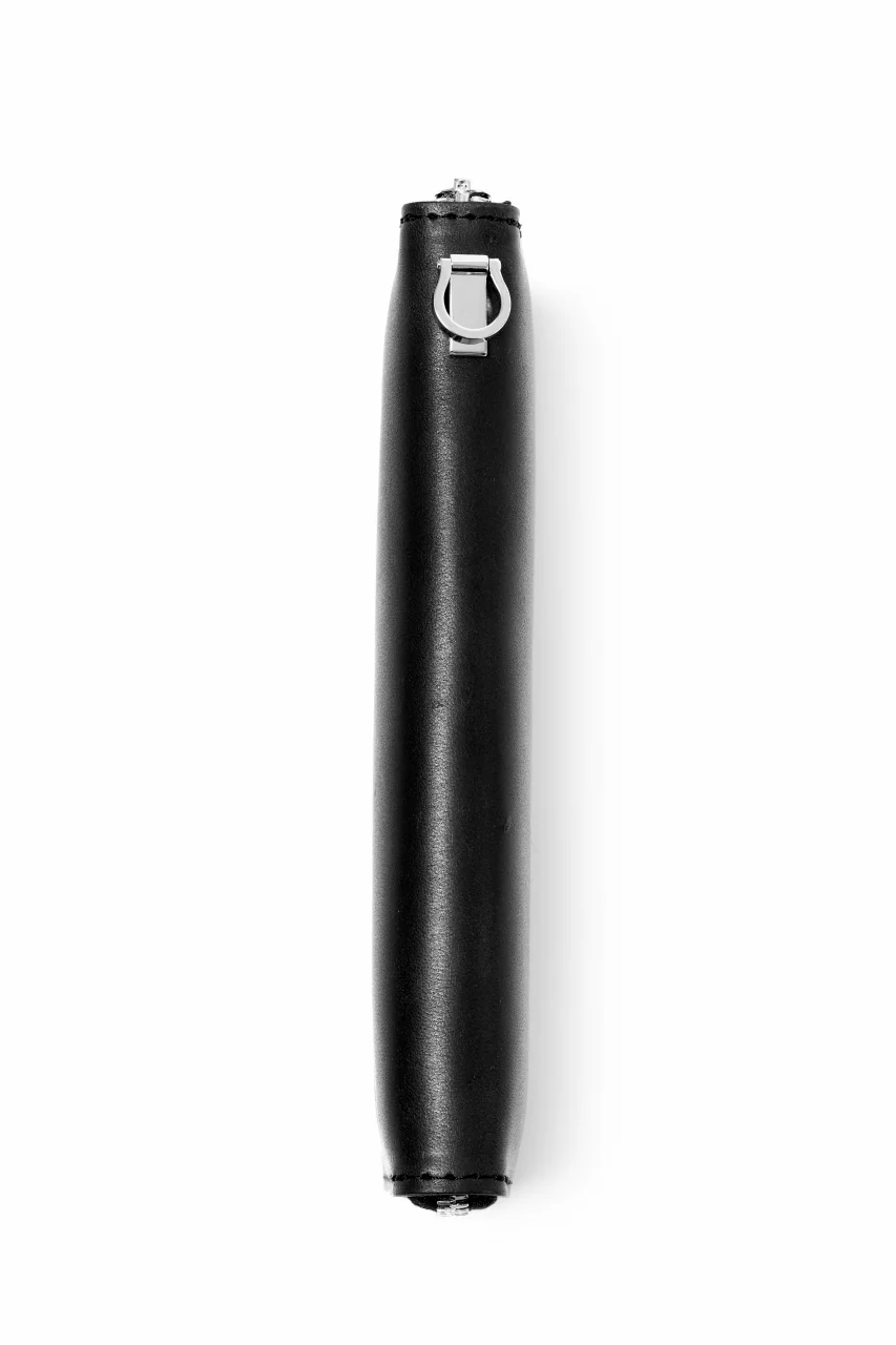 ISAMU KATAYAMA BACKLASH ROUND FASTNER WALLET / GUIDI HORSE BUTT (BLACK) - Image 6