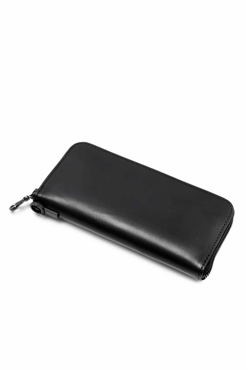 ISAMU KATAYAMA BACKLASH ROUND FASTNER WALLET / GUIDI CALF (BLACK) - Image 4