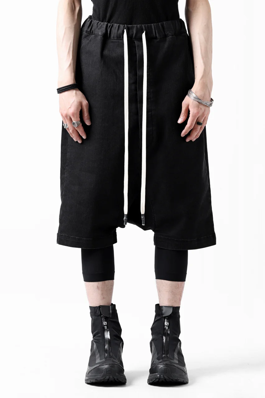 ISAMU KATAYAMA BACKLASH SARROUEL DENIM SHORTS / EXTREME STRETCH WASHER (BLACK) - Image 2