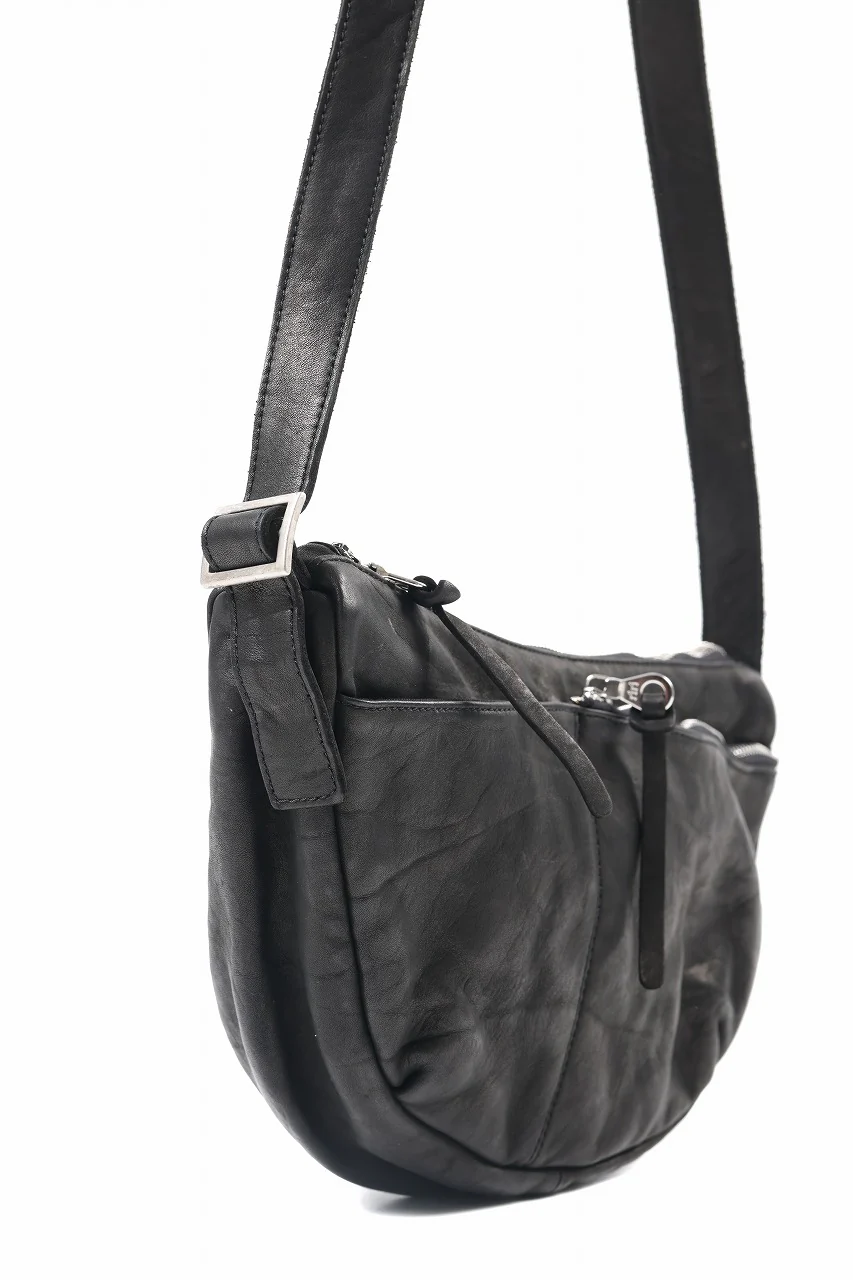 ISAMU KATAYAMA BACKLASH SHOULDER BAG / OBJECT DYED DOUBLE SHOULDER LEATHER (BLACK) - Image 11