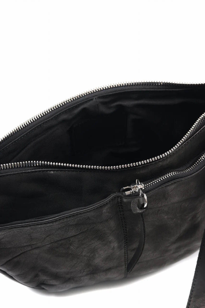 ISAMU KATAYAMA BACKLASH SHOULDER BAG / OBJECT DYED DOUBLE SHOULDER LEATHER (BLACK) - Image 16