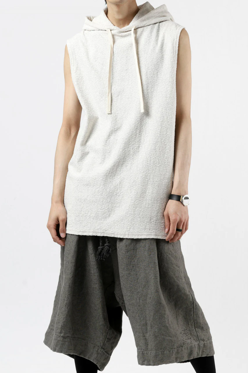 ISAMU KATAYAMA BACKLASH SLEEVELESS HOODIE CUT & SEWN / RANDOM PILE FABRIC (BEIGE) - Image 3
