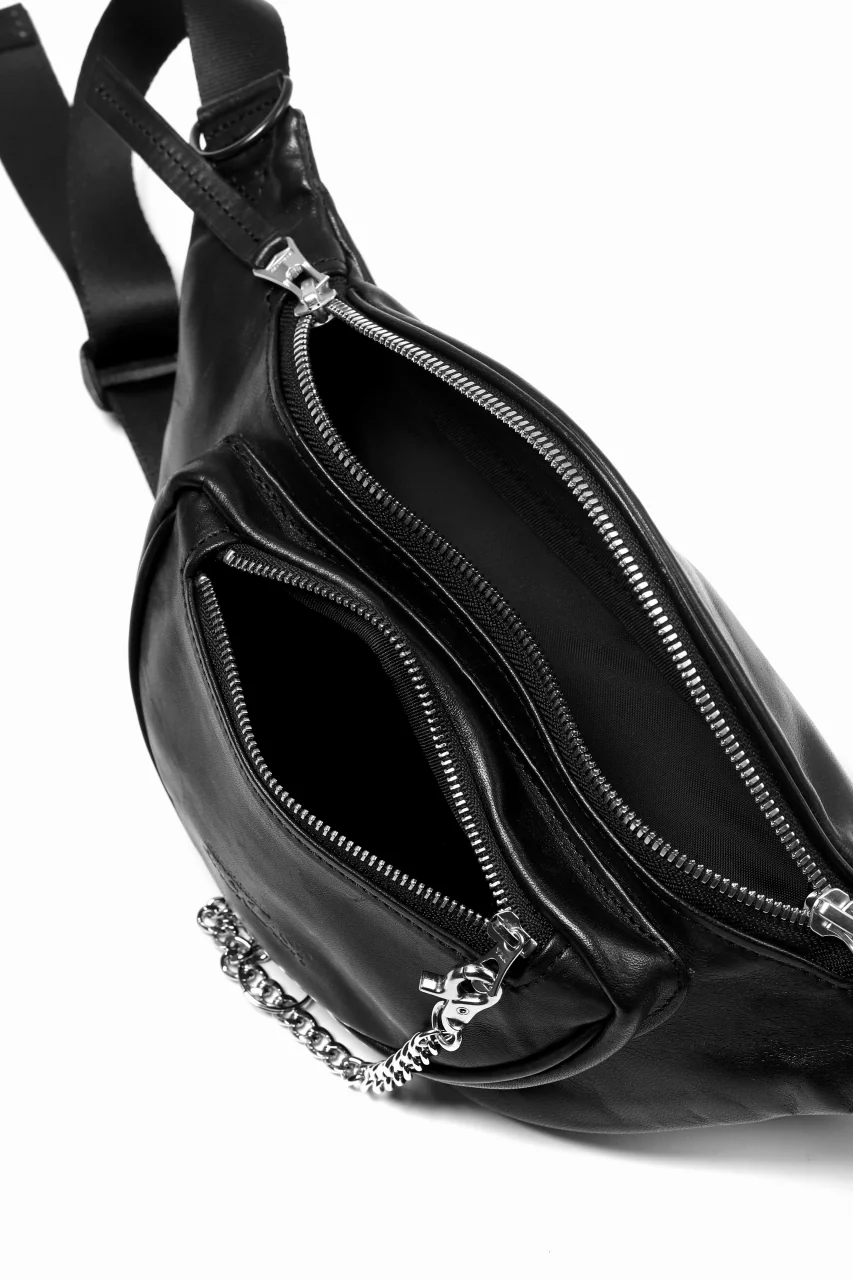 ISAMU KATAYAMA BACKLASH SMART SHOULDER BAG / WAXY HORSE (BLACK) - Image 16